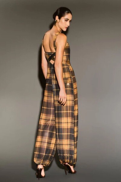 FotoMacacão com Amarração Costas em Tule