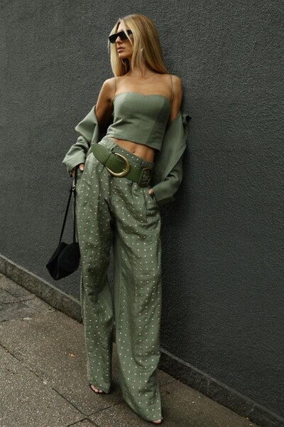 Foto Calça Slouch Aplicação