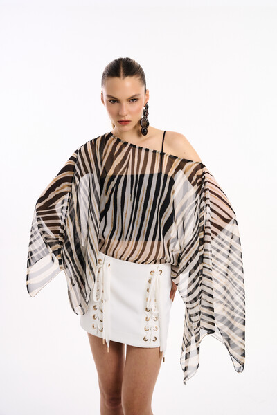 Foto Vestido Organza Saia Ilhos