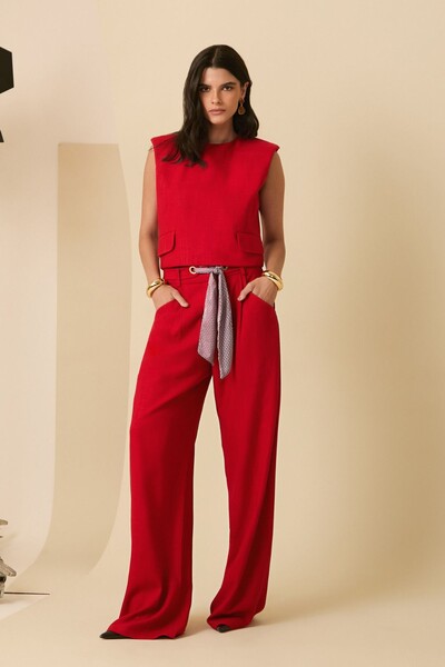 Foto Conjunto Blusa Ombreira e Calça Reta Ilhos Lenço