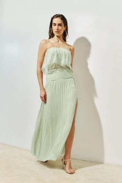 Foto Conjunto Blusa Alça Renda e Saia Tarquinada Pala