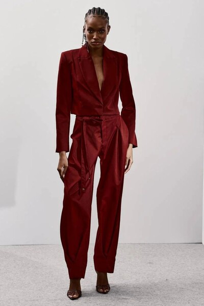 Foto Calça Slouchy Alfaiataria