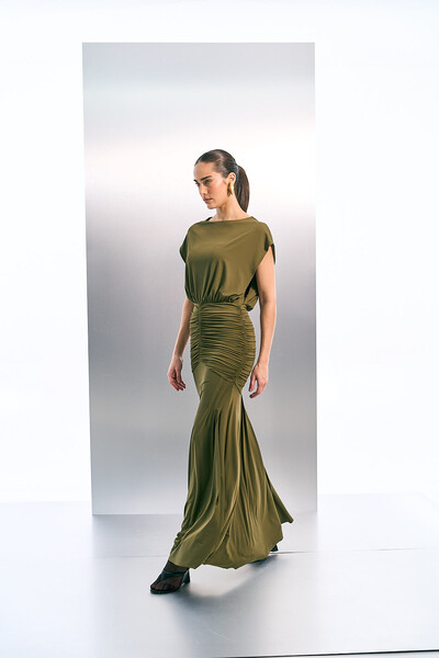 Foto Vestido Longo Pala Franzida Decote Canoa