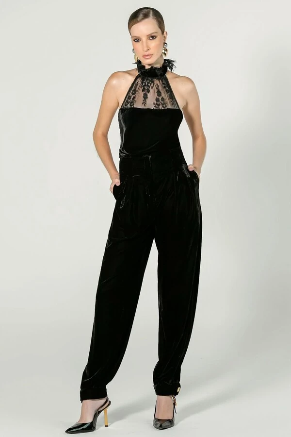Conjunto Veludo Frente Única com Renda e Calça