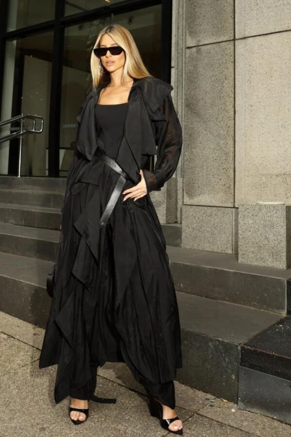 Casaco Sobretudo com Recortes Frontais