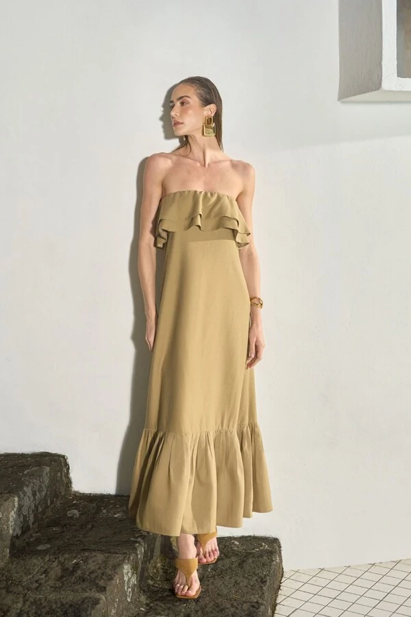 Vestido Longo sem Alças com Babado do Busto