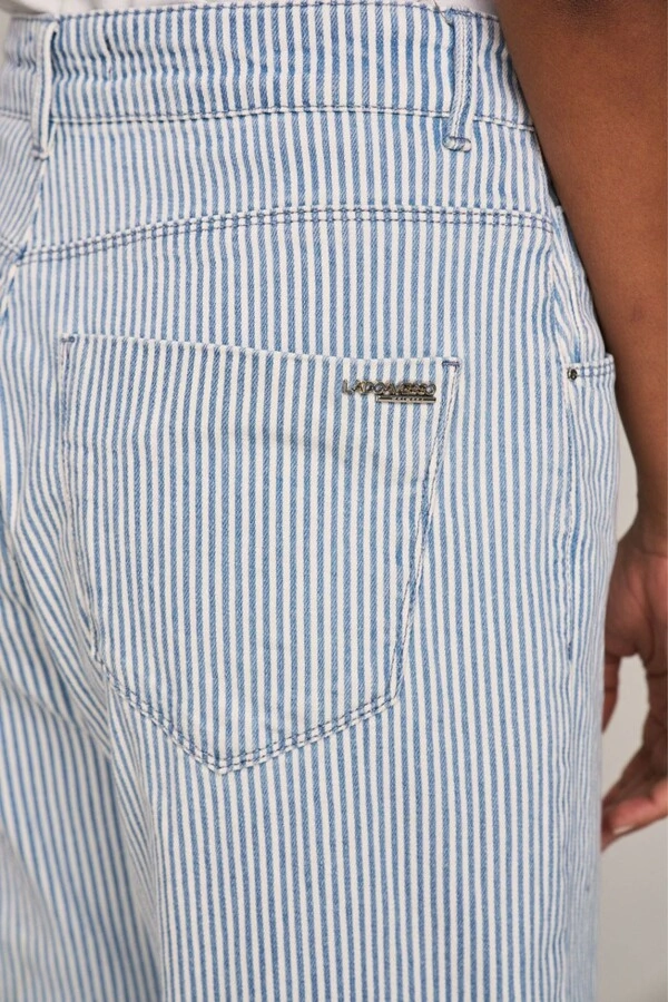 Calça Wide Leg Listrada