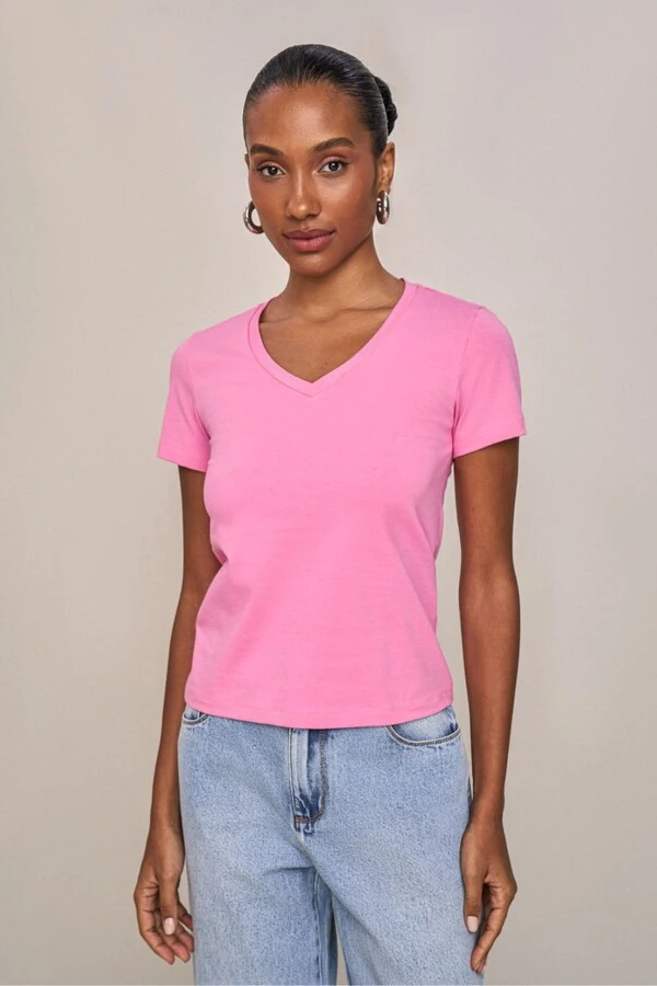 Blusa Manga Curta Gola V
