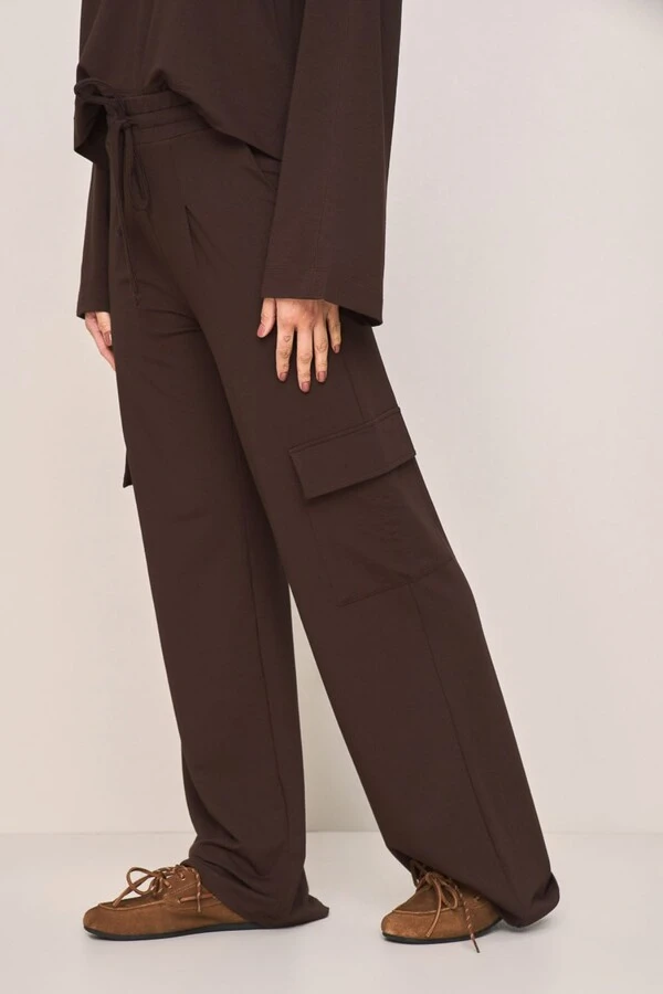 Calça Reta Relax Bolso