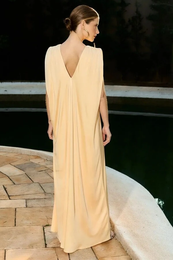 Vestido Longo Ombros Franzidos