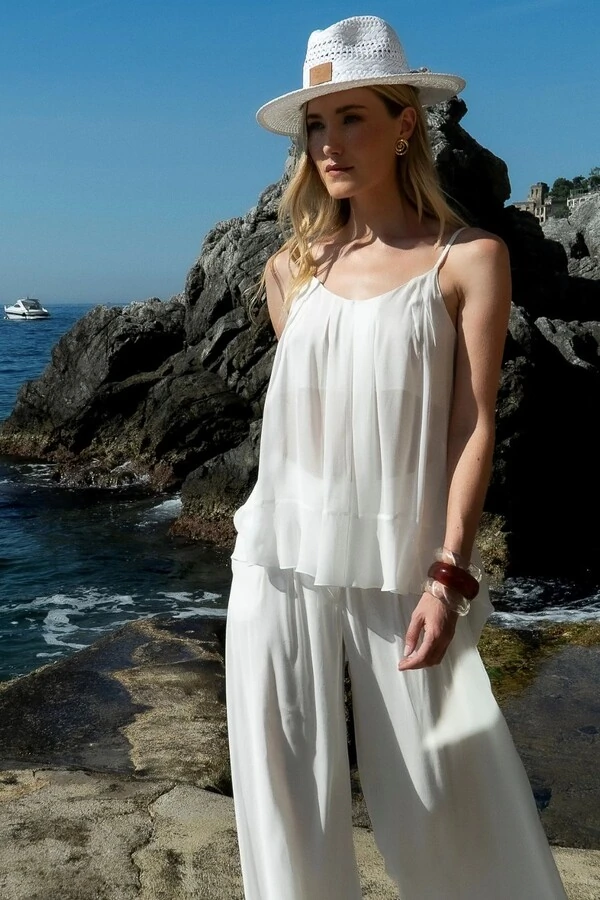 Conjunto Blusa Transparência Fluída e Calça Pantalona