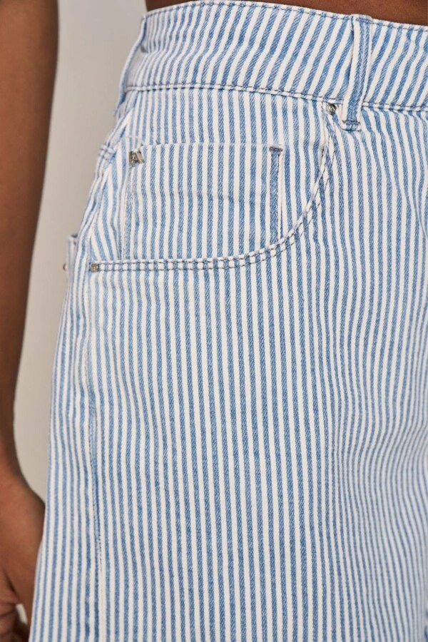 Shorts Mon