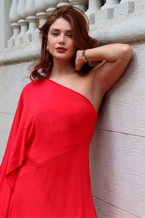 Vestido Midi Ombro Só Envelope