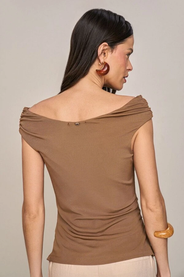 Blusa Ombro a Ombro Detalhe Franzido