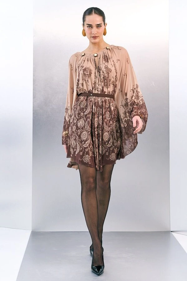 Vestido Mini Super Amplo Floral Rendado