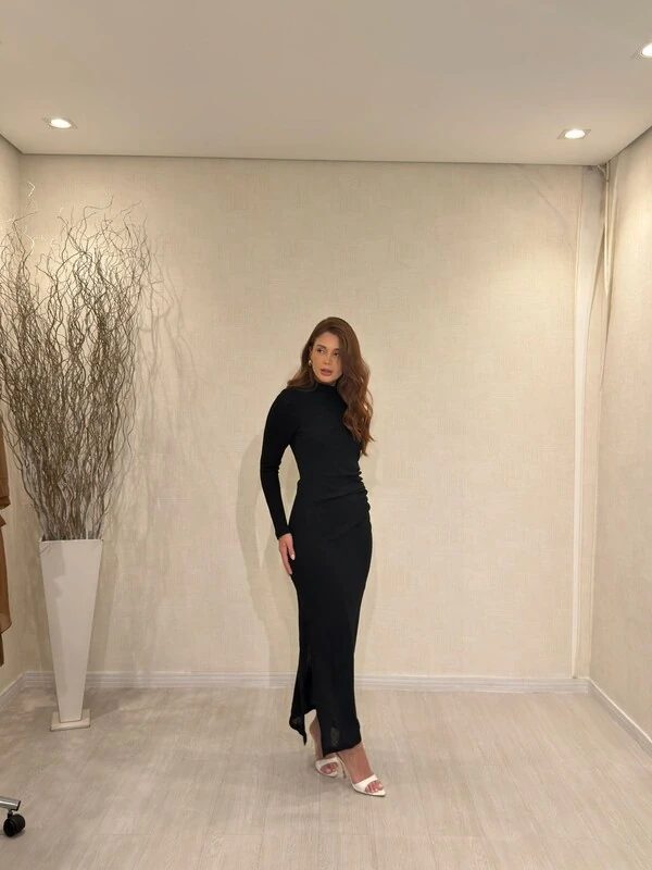 Vestido Longo Manga Longa Gola Alta