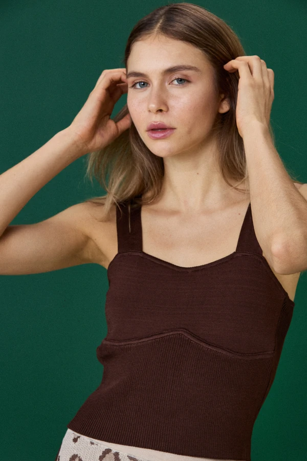 Top Melissa