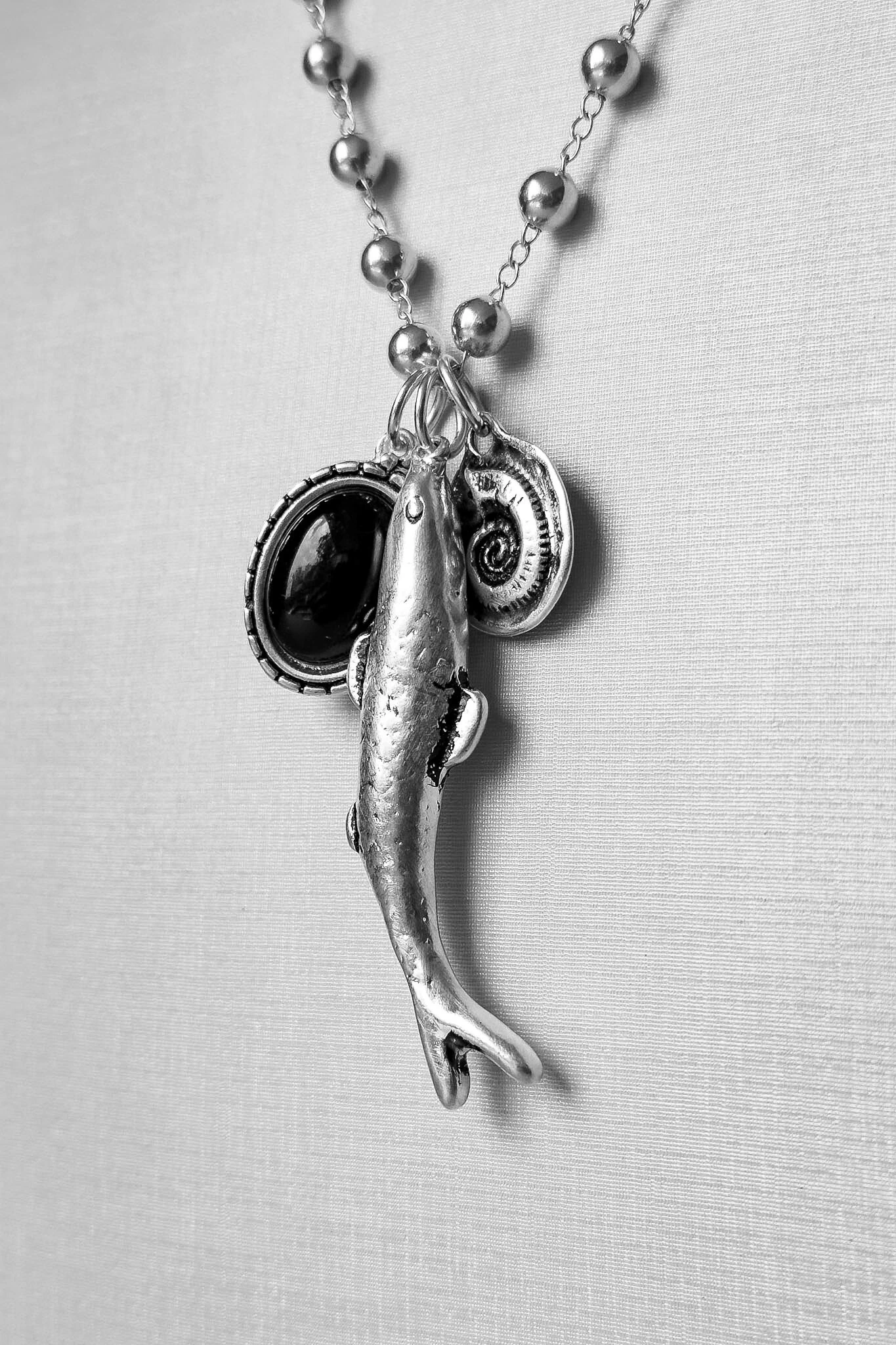 FotoColar Longo Patuá Sardinha Preto | Banho Prata 925 | Moderno