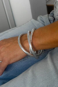 Pulseira Tripla Lisa Entrelaçada | Banho de Prata 925 | Moderna