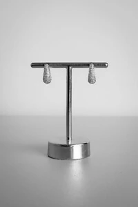 Brinco Argola Orgânica Cravejada P | Prata 925 | Minimalista