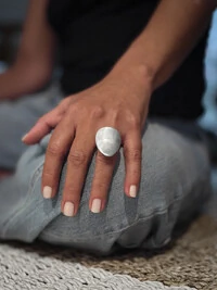 Anel Gota Liso Ajustável | Banho de Prata 925 | Moderno