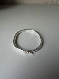 Bracelete Tubo Liso com Fecho de Segurança em Prata 925