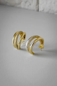 Brinco Argola Pavê Tripla | Banho de Ouro 18k | Brilho Sofisticado