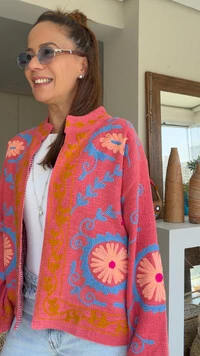 Casaco Bordado Suzani Linho Coral