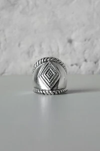 Anel Losango Tribal | Prata 925 | Trabalhado em Filigrana