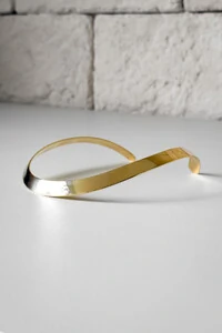 Choker Achatada Aberta | Banho Ouro 18k | Minimalista