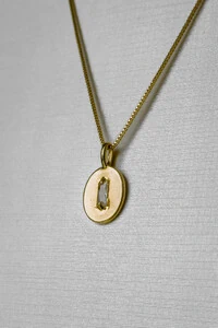 Colar Pingente Redondo Cravejado | Banho Ouro 18k | Delicado