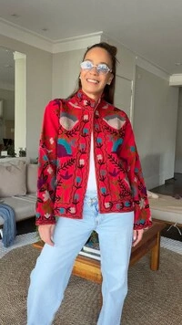 Casaco Bordado Floral Multicolorido Linho Vermelho