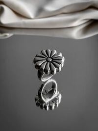 Anel Flor Margarida Polida | Prata 925 | Romântico e Delicado