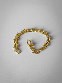 Pulseira Elos Geométricos Pequenos | Banho de Ouro 18k | Clássica