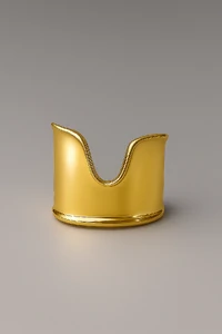 Bracelete V Orgânico | Banho de Ouro 18k | Elegante