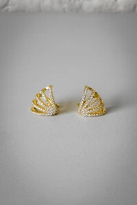 Piercing Cravejado Abas | Banho de Ouro 18k | Luxo