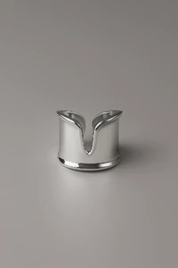 Anel V Orgânico | Banho de Ródio | Elegante