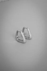 Brinco Geométrico Cravejado G | Banho de Ródio | Moderno