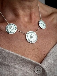 Colar Medalhas Tribais | Banho de Prata 925 | Design Boho