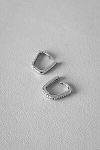 Brinco Retângulo Cravejado | Banho de Ródio | Minimalista