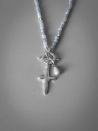 Colar Cruz Orgânica e Contas Pastel | Banho de Prata 925