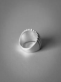 Anel Textura Ondas Ajustável | Banho de Prata 925 | Moderno