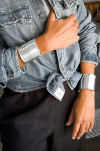 Bracelete Liso Curvo | Banho de Prata 925 | Minimalista