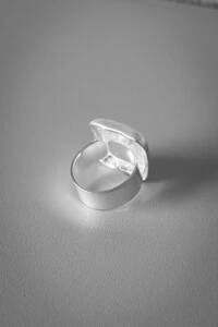 Anel Quadrado Liso Ajustável | Banho de Prata 925 | Minimalista