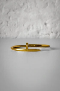 Bracelete Prego Feminino | Banho de Ouro 18k | Moderno