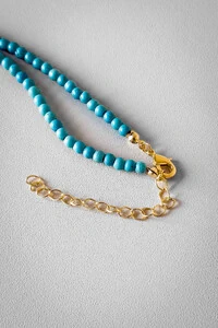 Colar Miçangas Turquesa Patuá Peixinhos | Banho de Ouro 18k