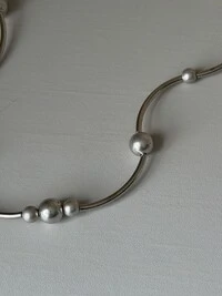 Pulseira de Voltas Canutilhos e Esferas em Banho de Prata | Tatsi
