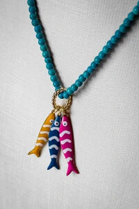 Colar Miçangas Turquesa Patuá Peixinhos | Banho de Ouro 18k