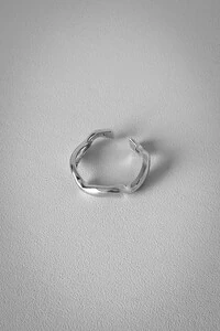 Anel Irregular Slim | Banho de Ródio | Moderno