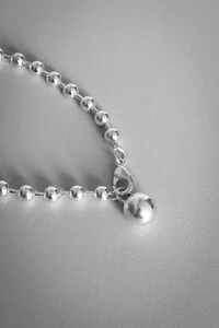 Colar Bolinhas Pingente Esfera | Banho de Prata 925 | Moderno